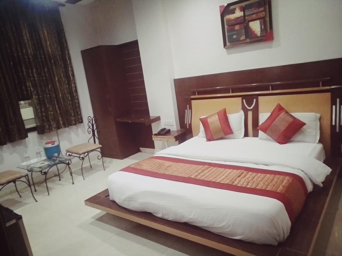 Adb Rooms Hotel Indo Continental New Delhi Eksteriør bilde