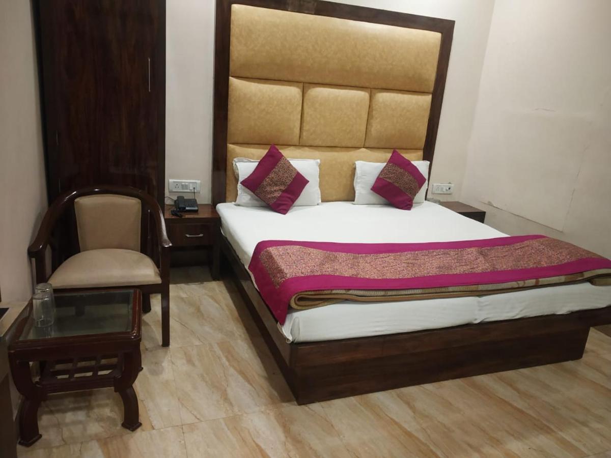 Adb Rooms Hotel Indo Continental New Delhi Eksteriør bilde