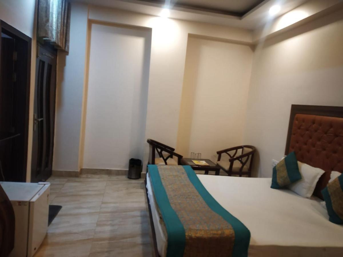 Adb Rooms Hotel Indo Continental New Delhi Eksteriør bilde