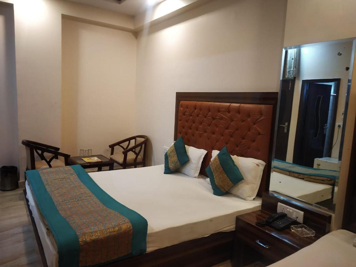 Adb Rooms Hotel Indo Continental New Delhi Eksteriør bilde