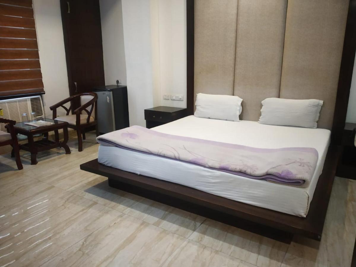 Adb Rooms Hotel Indo Continental New Delhi Eksteriør bilde